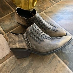 Free people women’s leather booties
